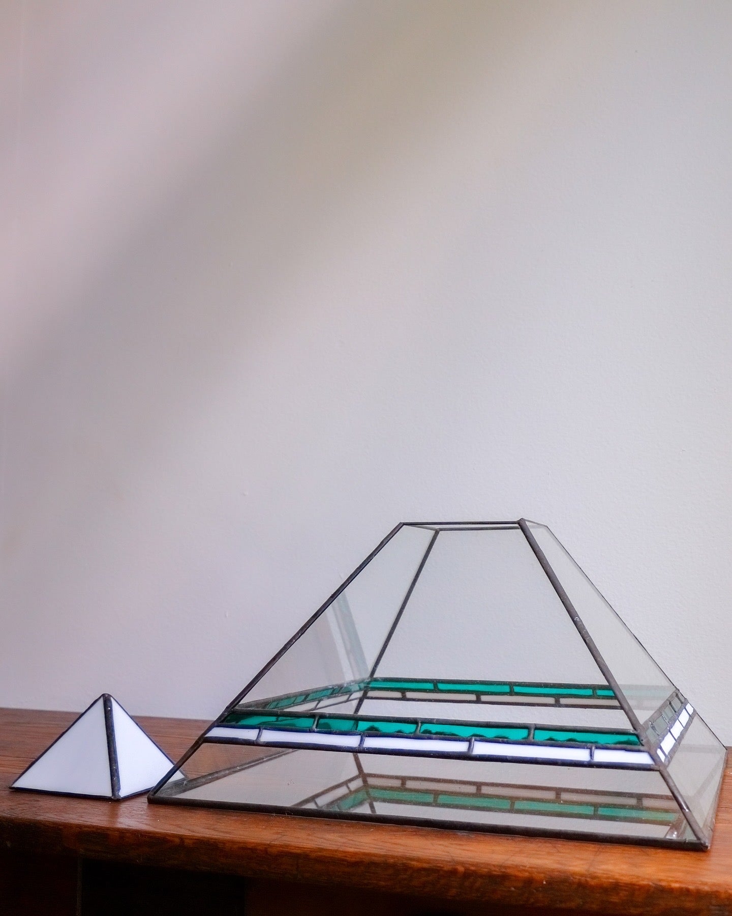 Jewel Pyramid Terrarium