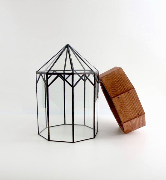 Gazebo Terrarium.